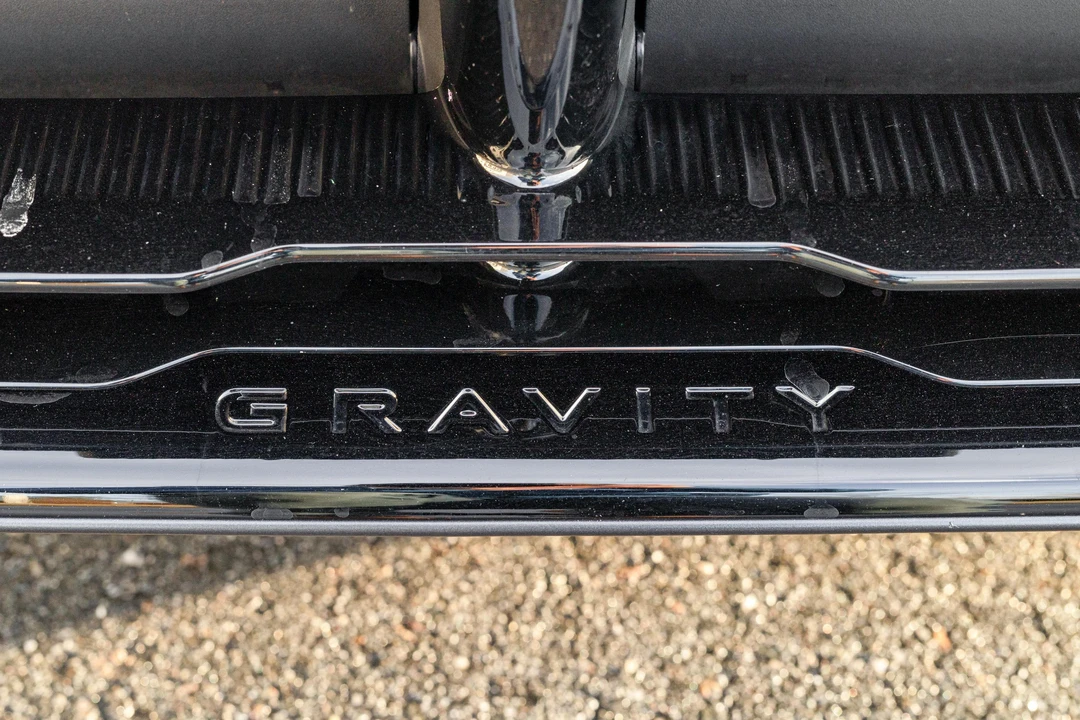 2026 Lucid Gravity - Image 17 of 31