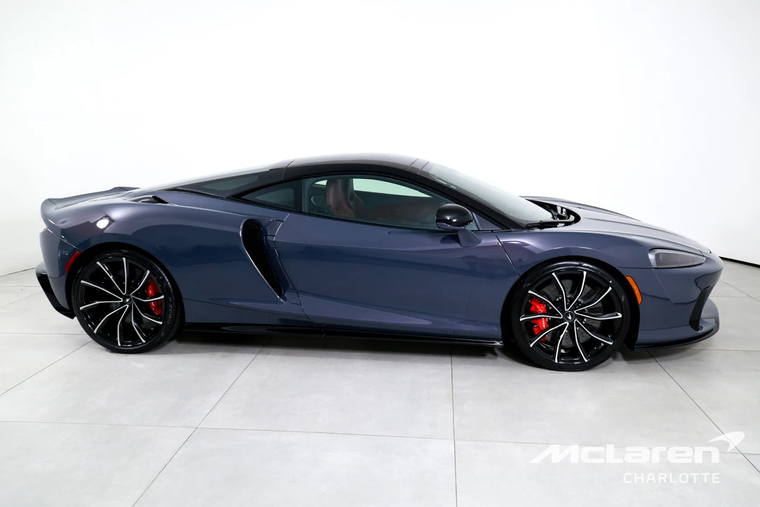 2027 McLaren GT - Image 10 of 31