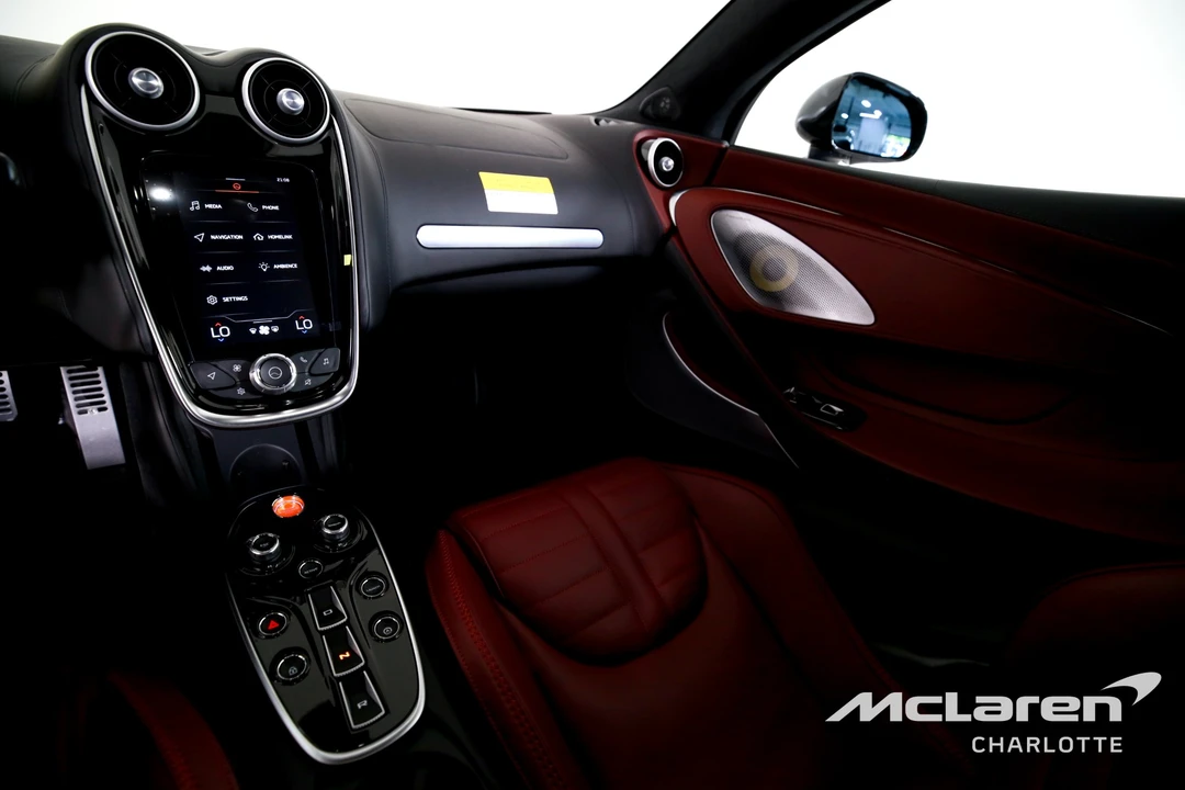 2027 McLaren GT - Image 16 of 31