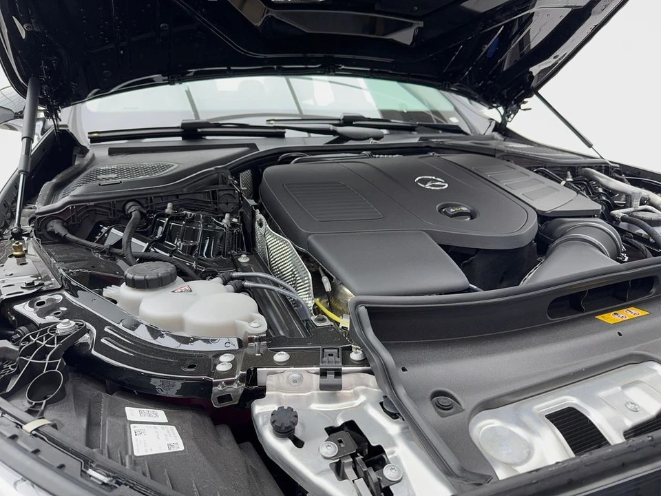 2026 Mercedes-Benz W214 E-Class - Image 13 of 21