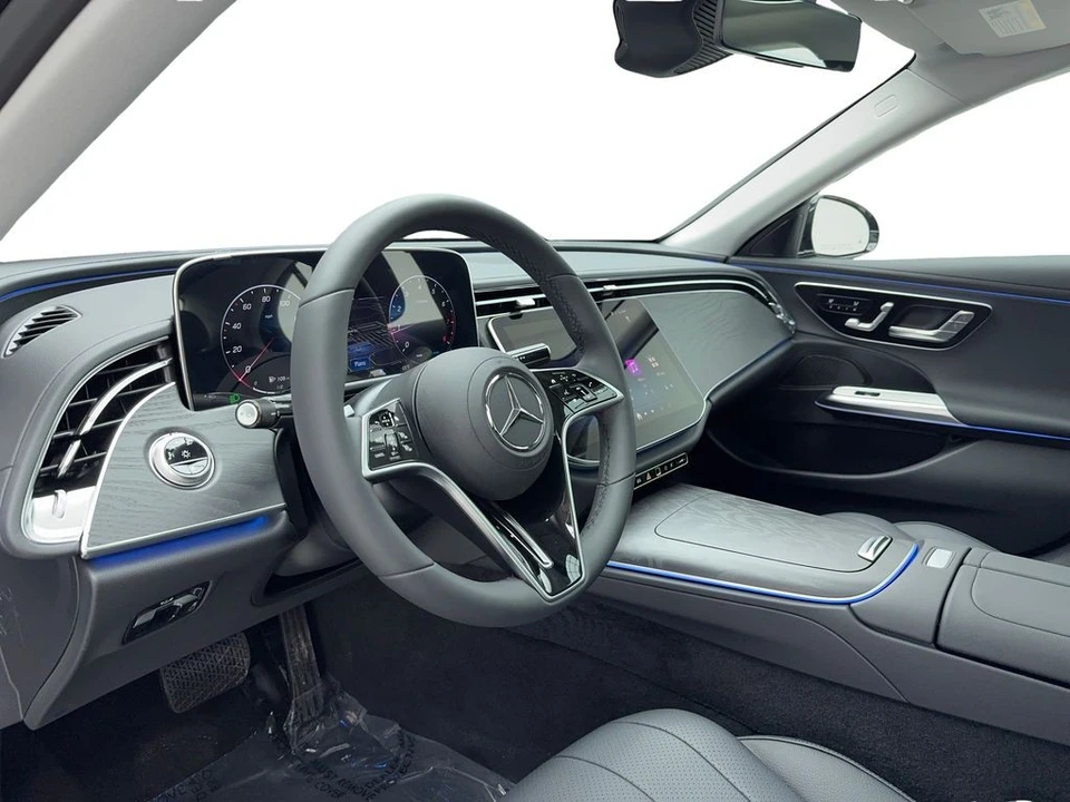 2026 Mercedes-Benz W214 E-Class - Image 17 of 31