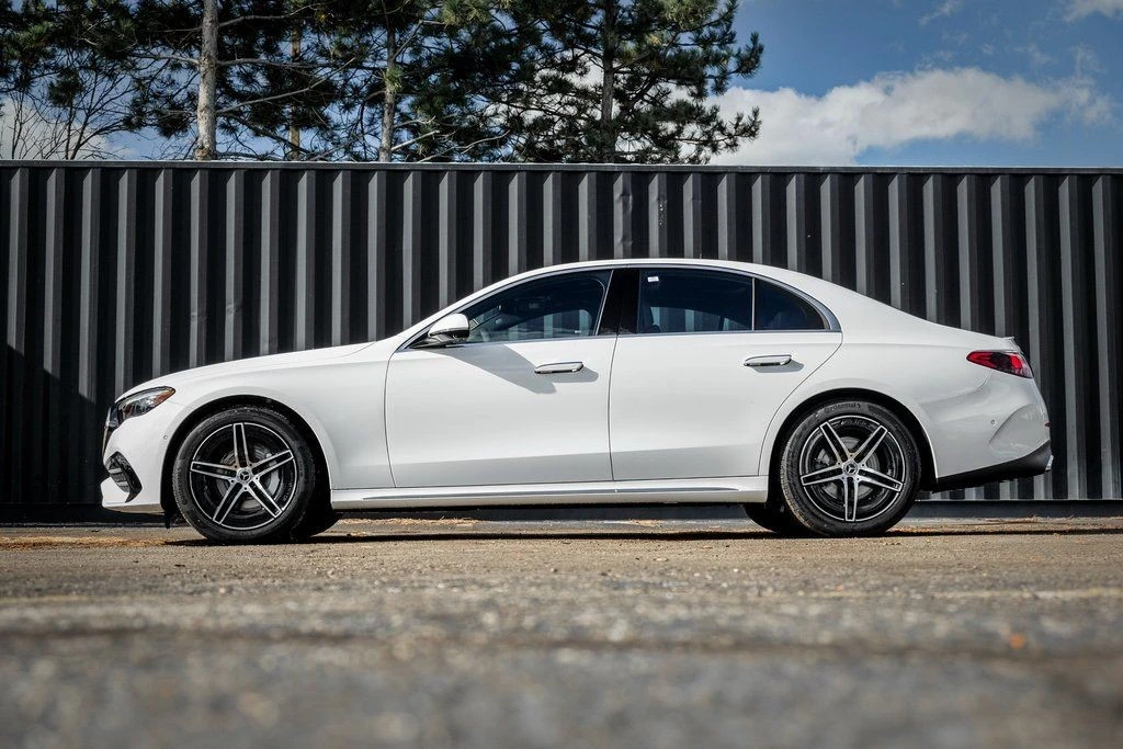 2026 Mercedes-Benz W214 E-Class - Image 3 of 21