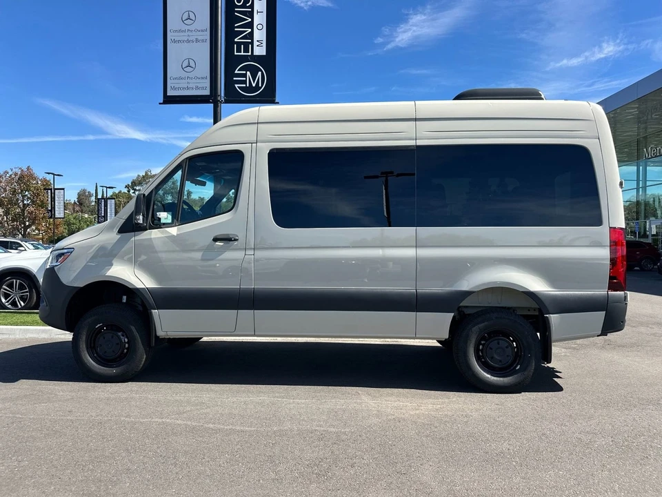 2026 Mercedes-Benz VS30 Sprinter - Image 6 of 21