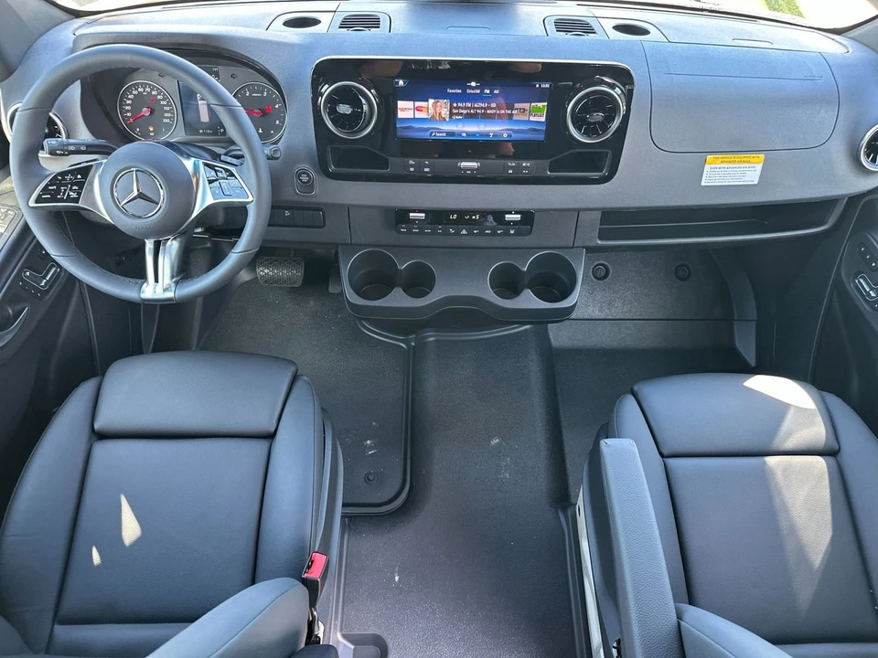 2026 Mercedes-Benz VS30 Sprinter - Image 13 of 21