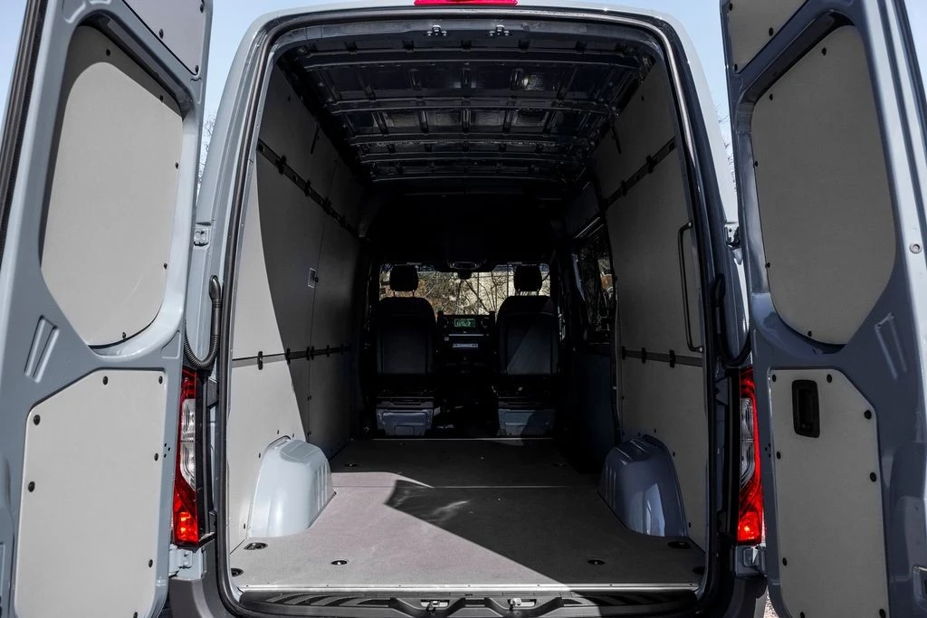 2026 Mercedes-Benz VS30 Sprinter - Image 11 of 21