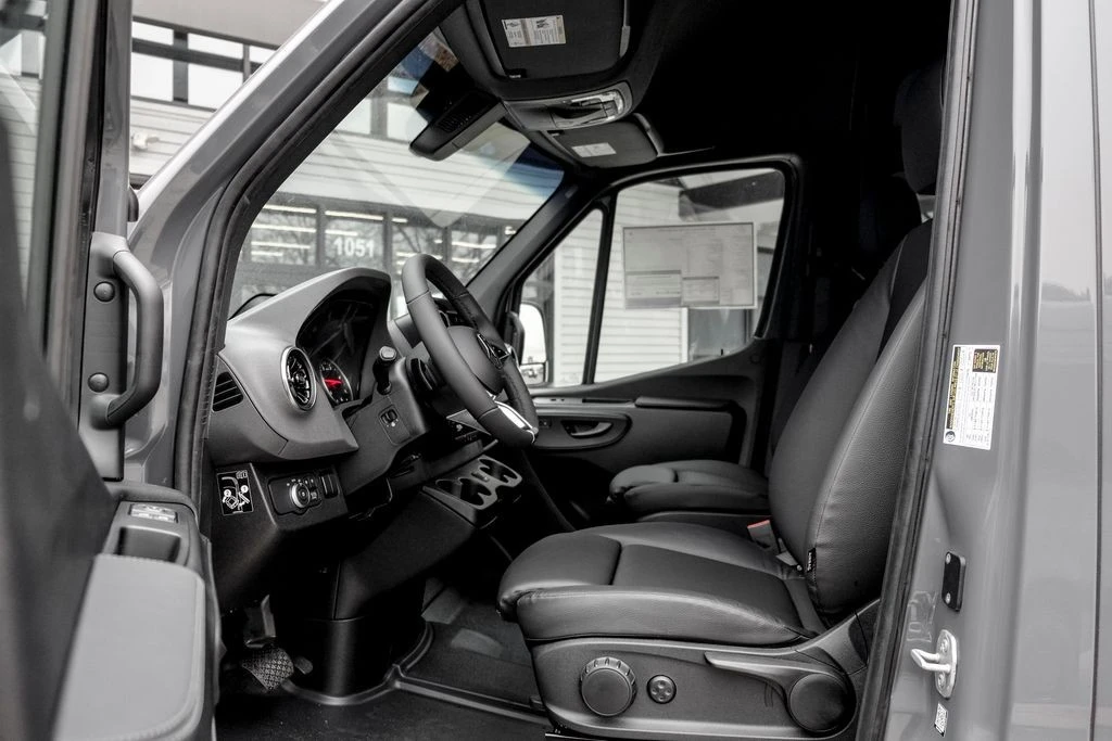 2026 Mercedes-Benz VS30 Sprinter - Image 12 of 21