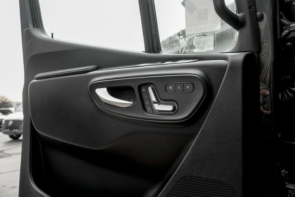 2026 Mercedes-Benz VS30 Sprinter - Image 14 of 21