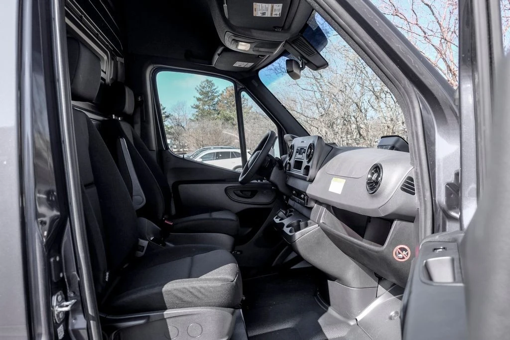 2026 Mercedes-Benz VS30 Sprinter - Image 17 of 21