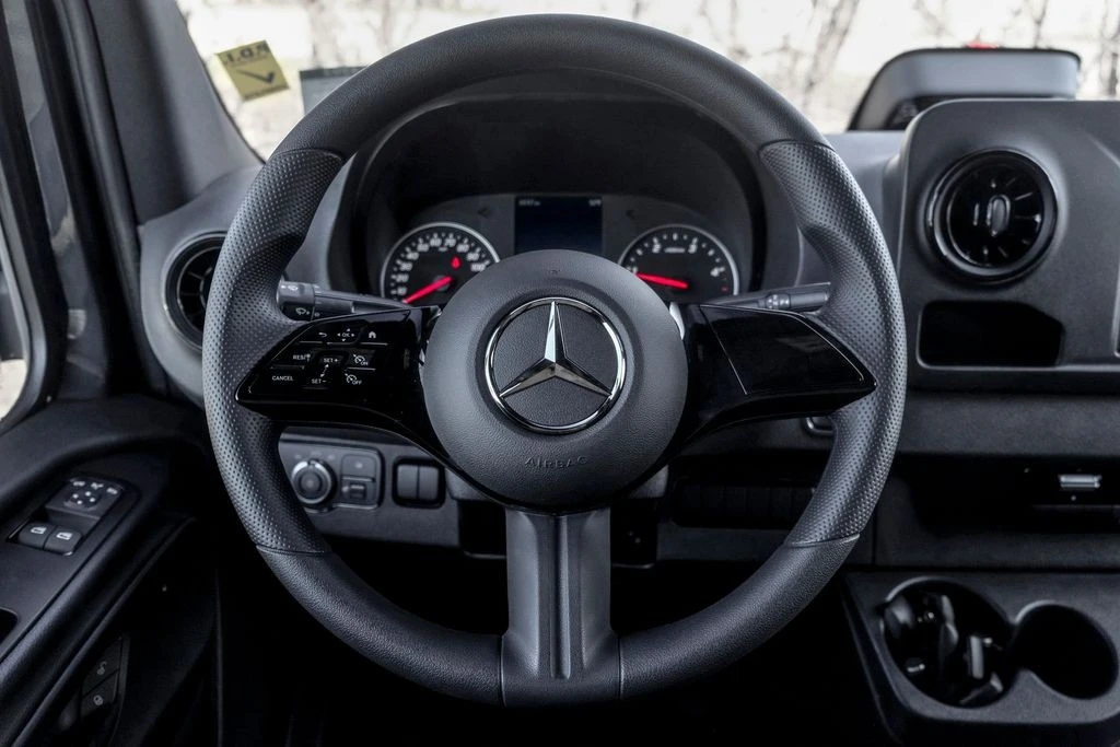 2026 Mercedes-Benz VS30 Sprinter - Image 14 of 21