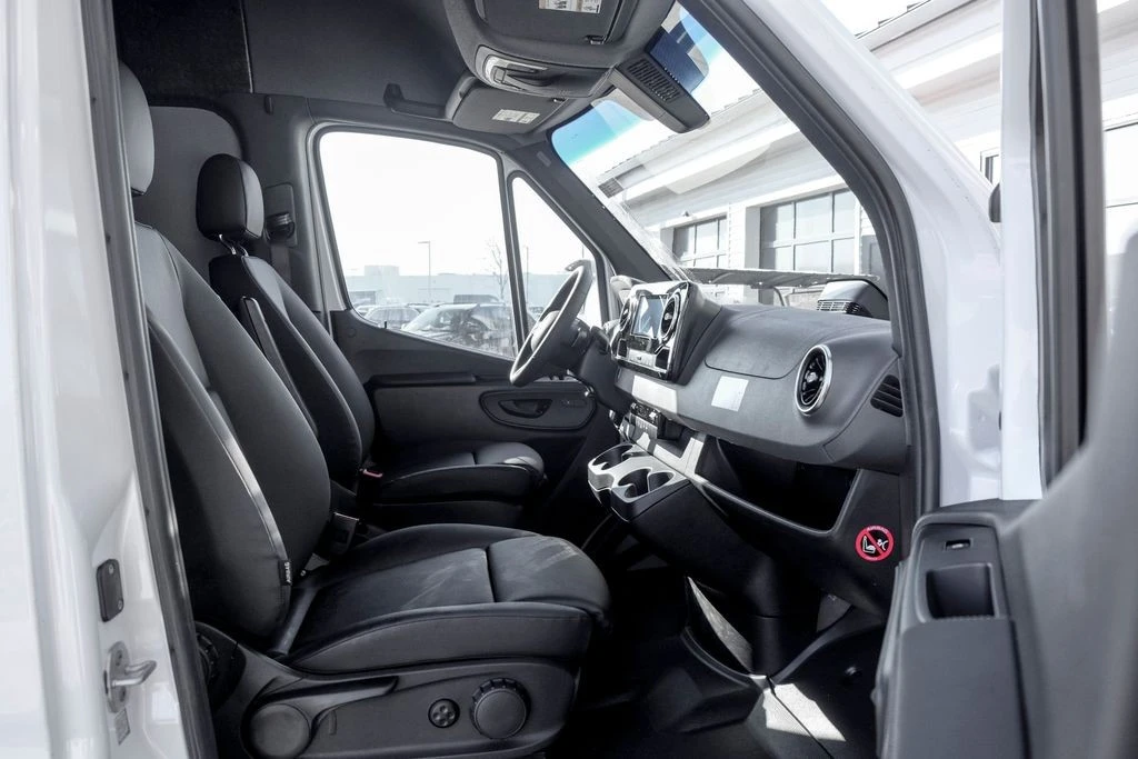 2026 Mercedes-Benz VS30 Sprinter - Image 19 of 21