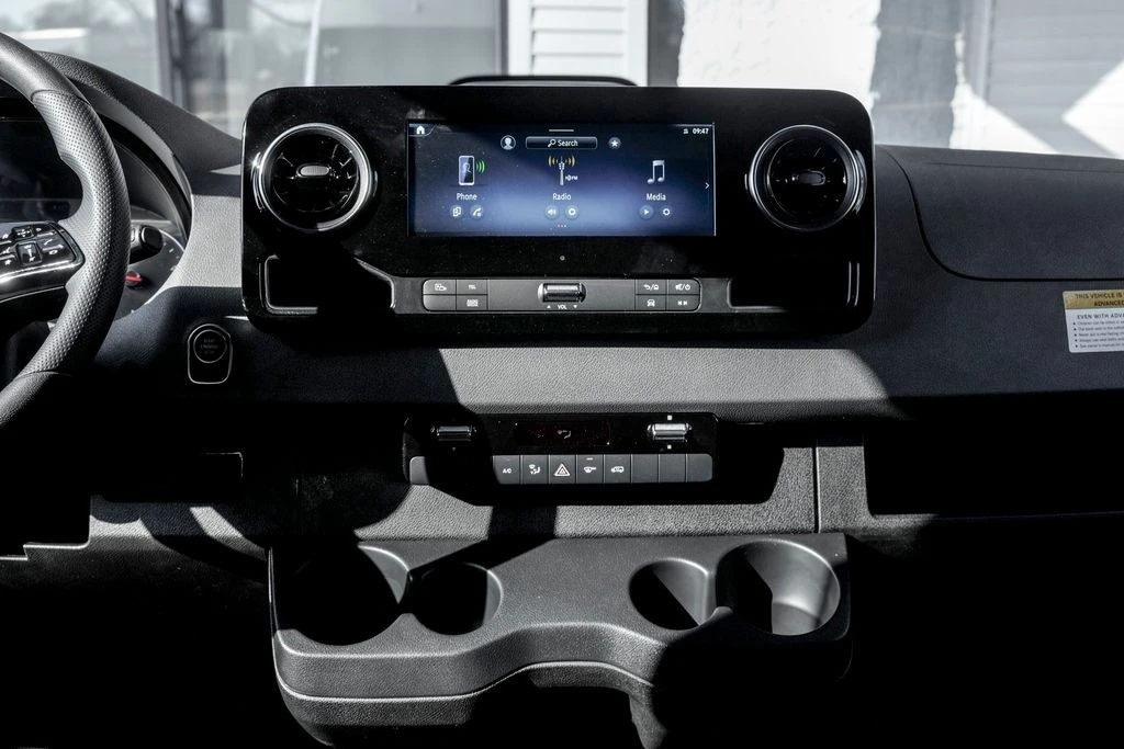 2026 Mercedes-Benz VS30 Sprinter - Image 16 of 21