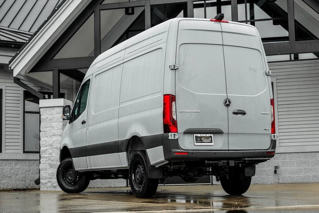 2026 Mercedes-Benz VS30 Sprinter - Image 2 of 21