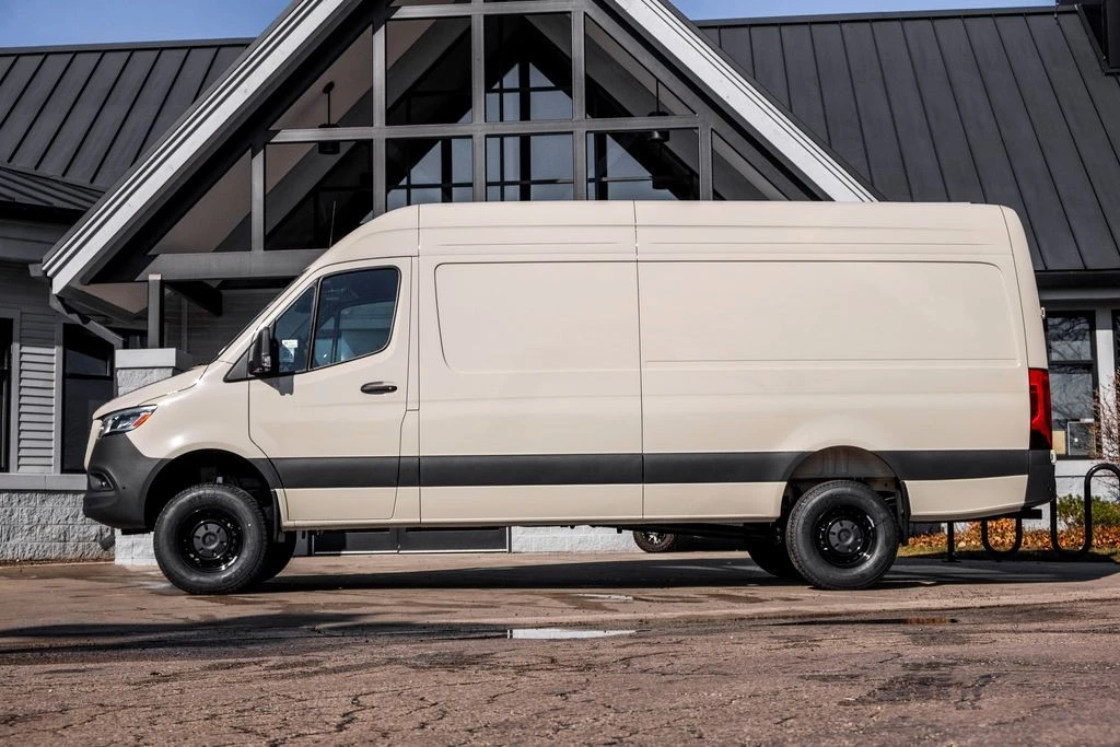 2026 Mercedes-Benz VS30 Sprinter - Image 3 of 21