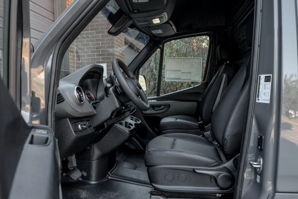 2026 Mercedes-Benz VS30 Sprinter - Image 11 of 21
