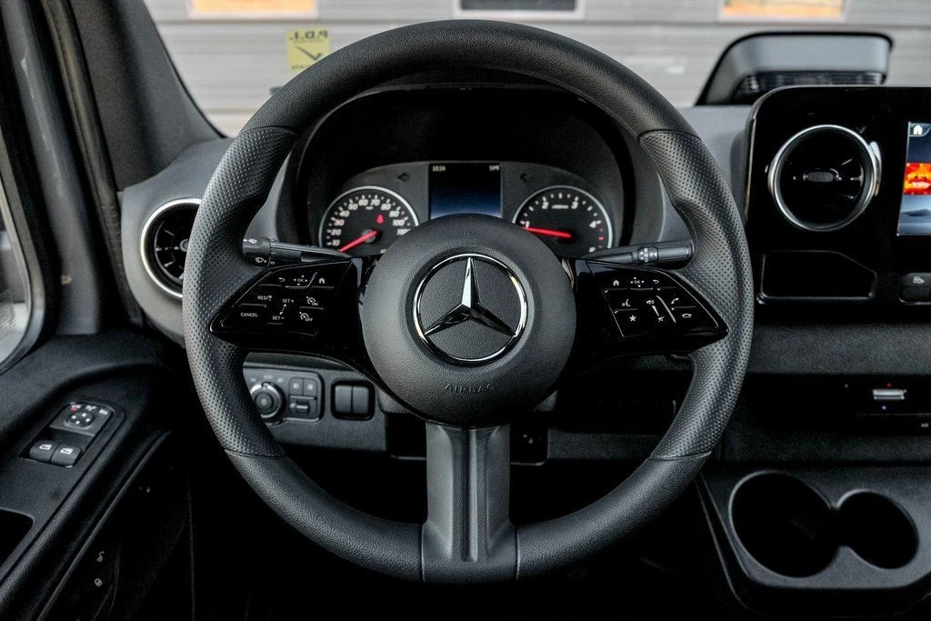 2026 Mercedes-Benz VS30 Sprinter - Image 14 of 21