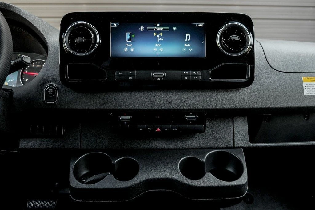 2026 Mercedes-Benz VS30 Sprinter - Image 16 of 21