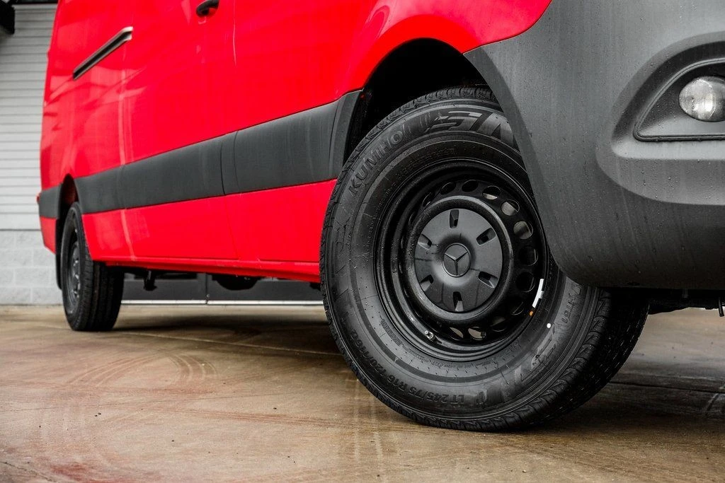 2026 Mercedes-Benz VS30 Sprinter - Image 7 of 21
