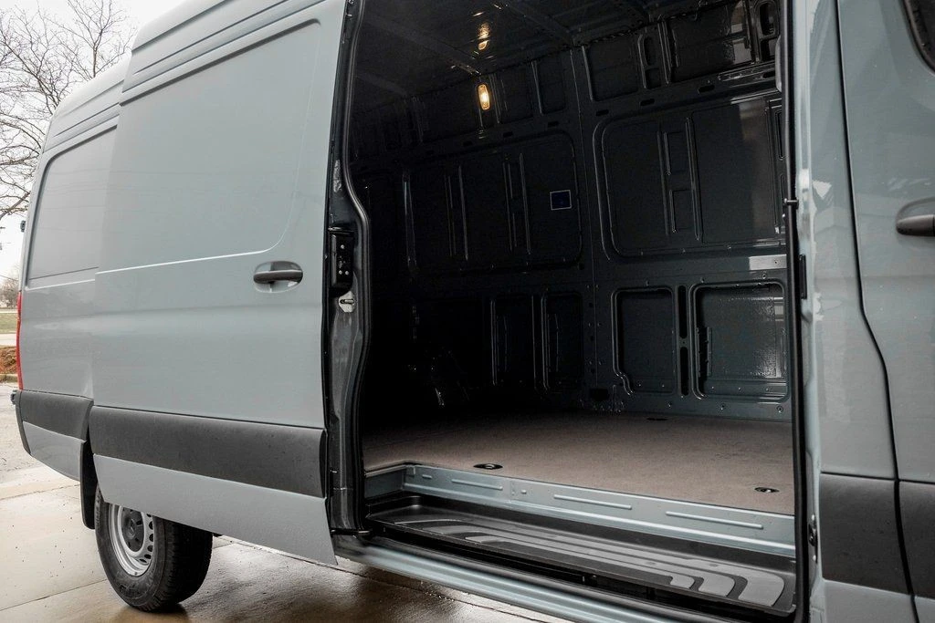 2026 Mercedes-Benz VS30 Sprinter - Image 11 of 21