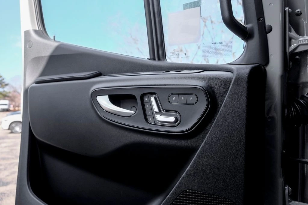 2026 Mercedes-Benz VS30 Sprinter - Image 13 of 21