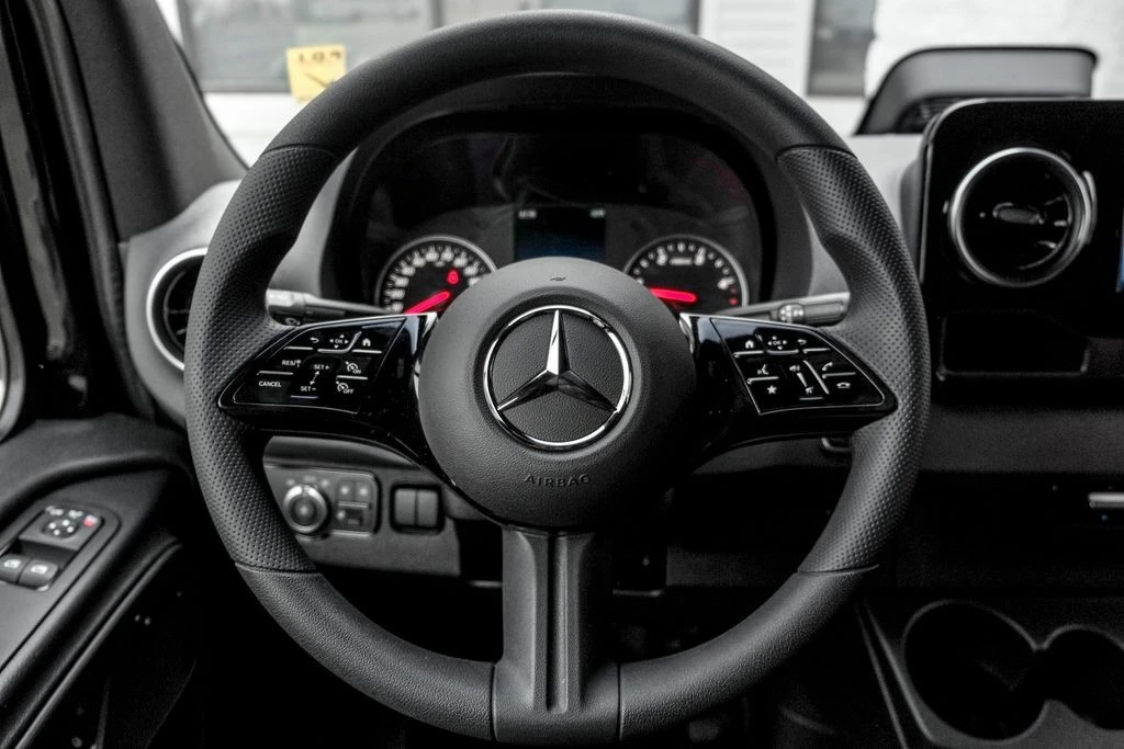 2026 Mercedes-Benz VS30 Sprinter - Image 15 of 21