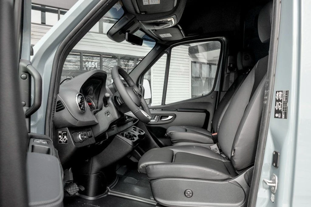 2026 Mercedes-Benz VS30 Sprinter - Image 13 of 21