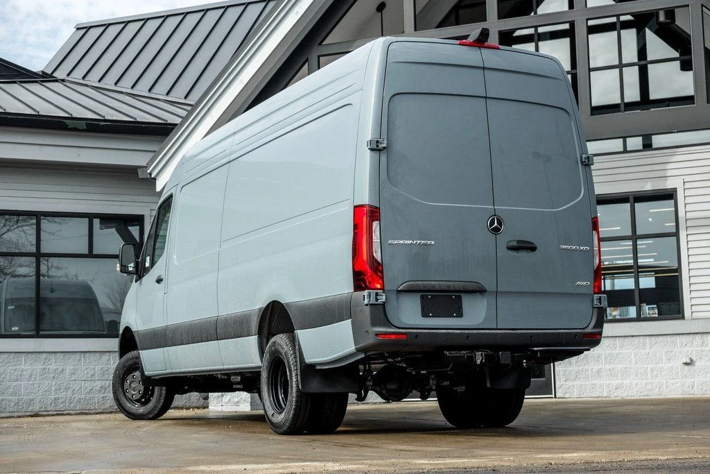 2026 Mercedes-Benz VS30 Sprinter - Image 2 of 21