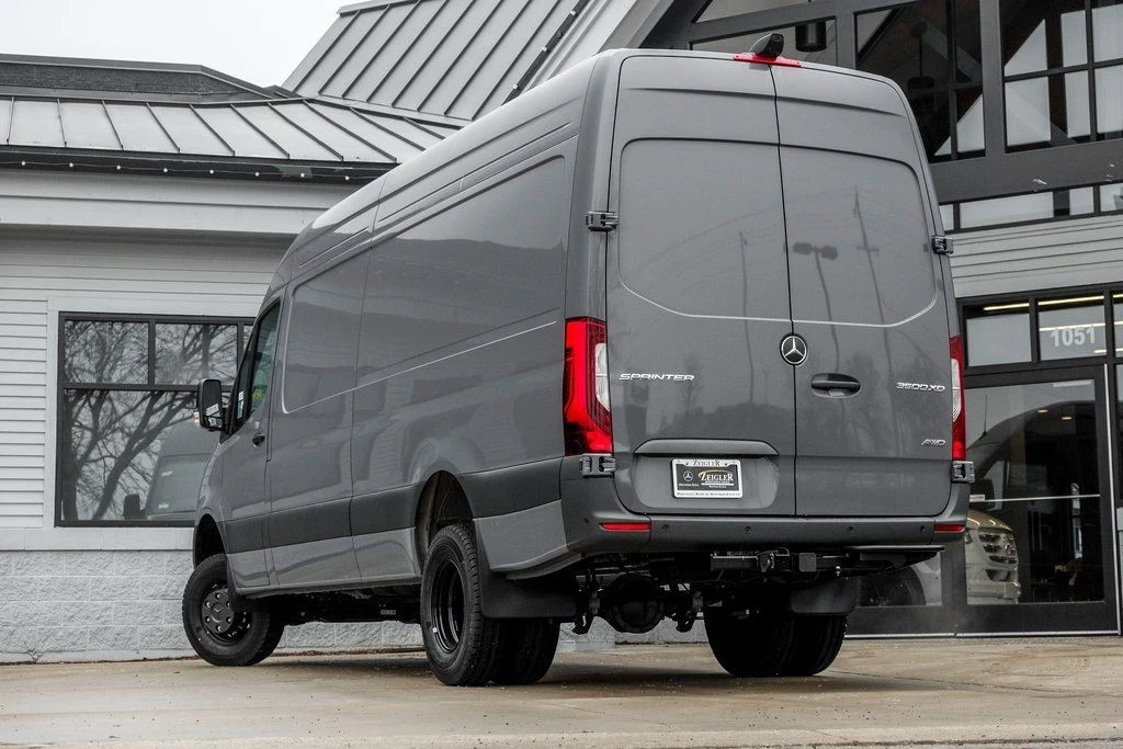2026 Mercedes-Benz VS30 Sprinter - Image 2 of 21