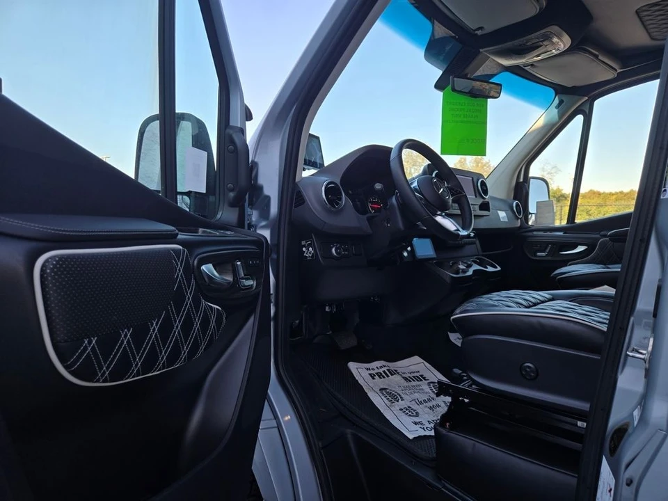 2026 Mercedes-Benz VS30 Sprinter - Image 19 of 21