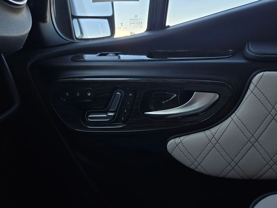2026 Mercedes-Benz VS30 Sprinter - Image 16 of 21