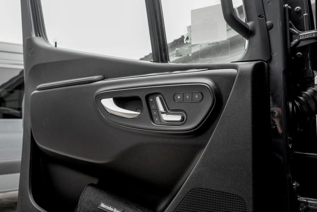 2026 Mercedes-Benz VS30 Sprinter - Image 14 of 21