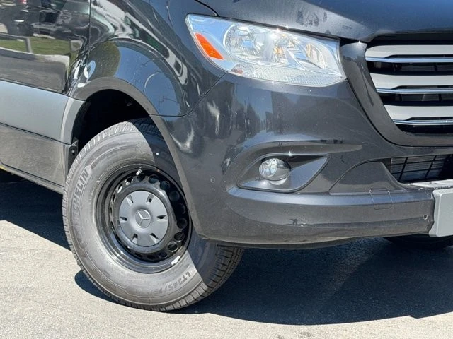 2026 Mercedes-Benz VS30 Sprinter - Image 4 of 21
