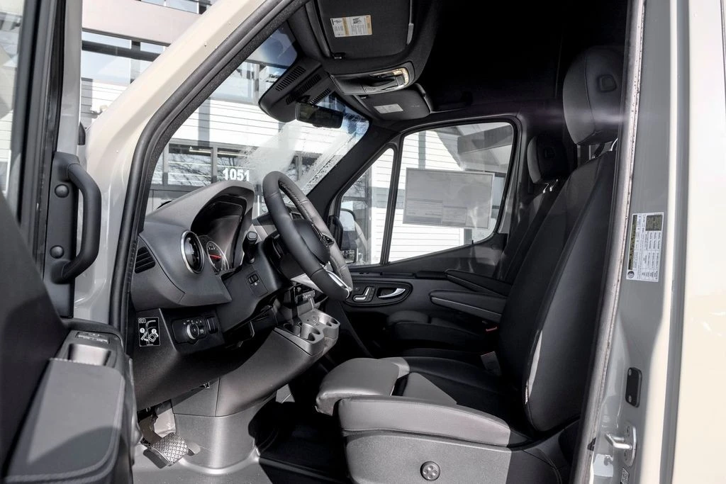 2026 Mercedes-Benz VS30 Sprinter - Image 12 of 21