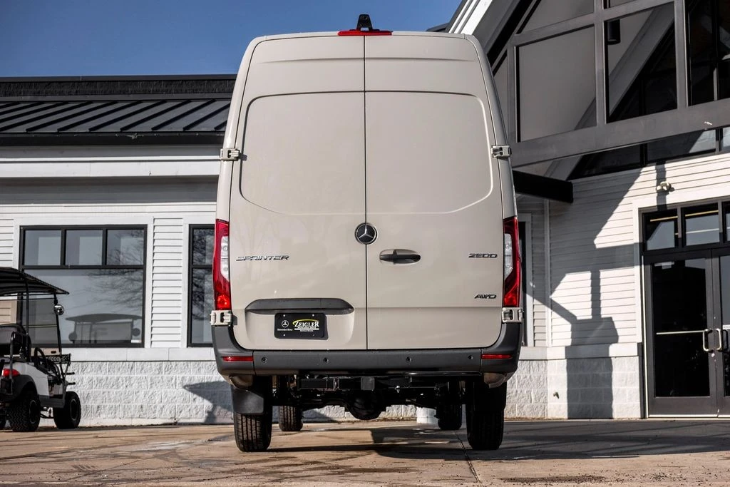 2026 Mercedes-Benz VS30 Sprinter - Image 8 of 21