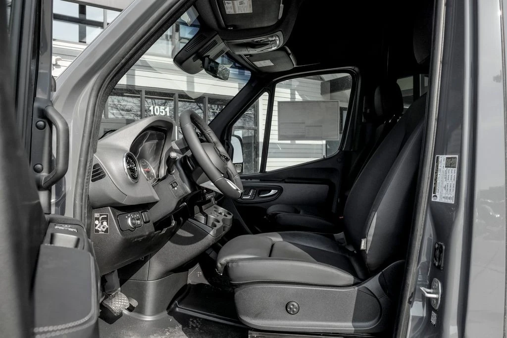 2026 Mercedes-Benz VS30 Sprinter - Image 12 of 21