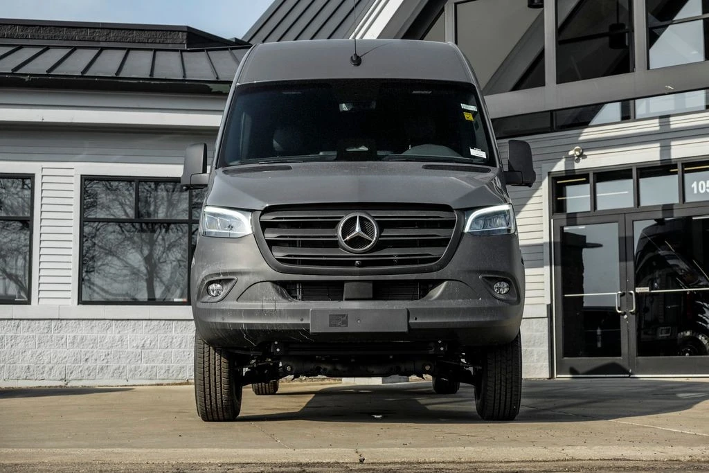 2026 Mercedes-Benz VS30 Sprinter - Image 5 of 21