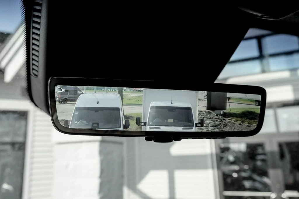 2026 Mercedes-Benz VS30 Sprinter - Image 18 of 21