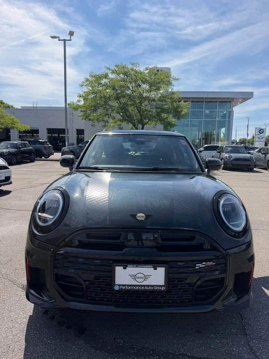 2026 Mini Mini 4th Gen - Image 2 of 13