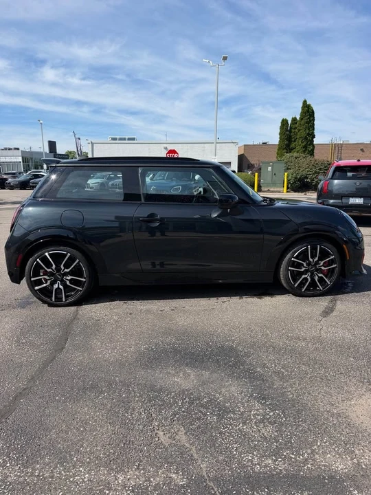 2026 Mini Mini 4th Gen - Image 5 of 13