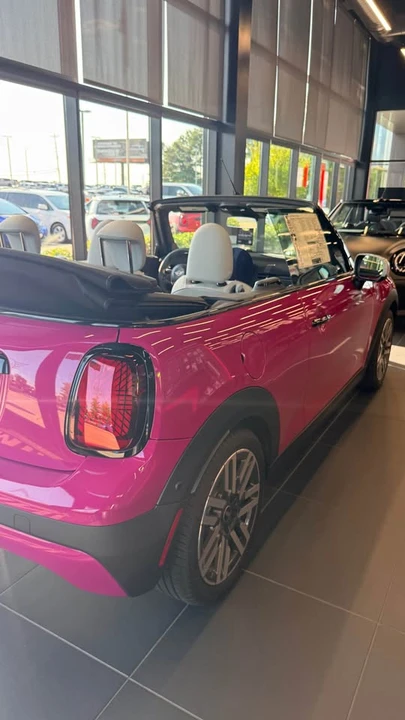 2026 Mini Mini 4th Gen - Image 2 of 5