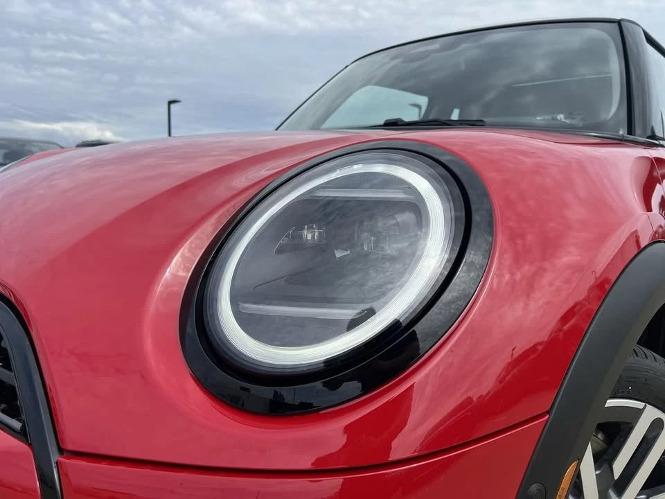 2026 Mini Mini 4th Gen - Image 2 of 17