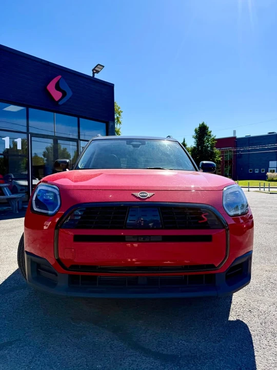 2026 Mini Countryman 3rd Gen - Image 2 of 15