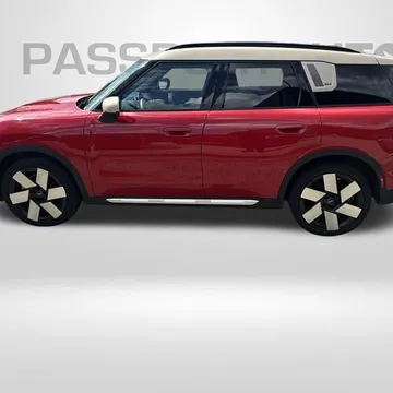 2026 MINI Cooper S Countryman Iconic