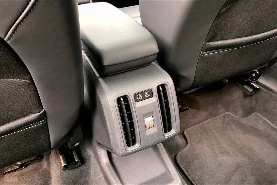 2026 Mini Countryman 3rd Gen - Image 10 of 20