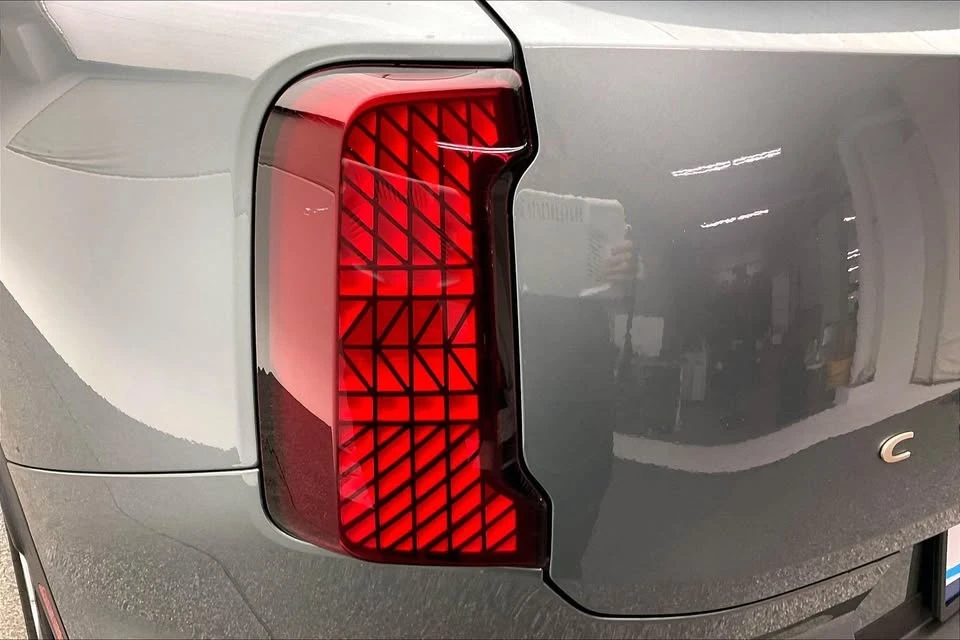 2026 Mini Countryman 3rd Gen - Image 19 of 20