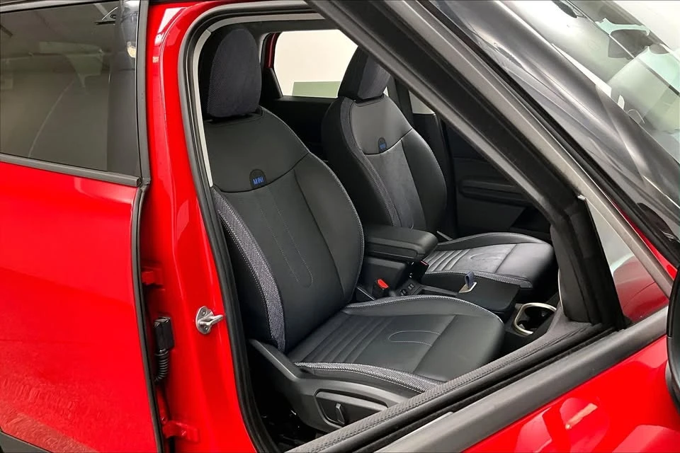 2026 Mini Countryman 3rd Gen - Image 13 of 20