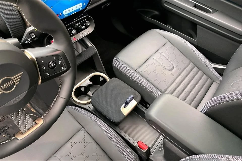 2026 Mini Countryman 3rd Gen - Image 14 of 20