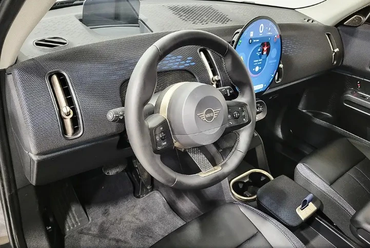 2026 Mini Countryman 3rd Gen - Image 13 of 17