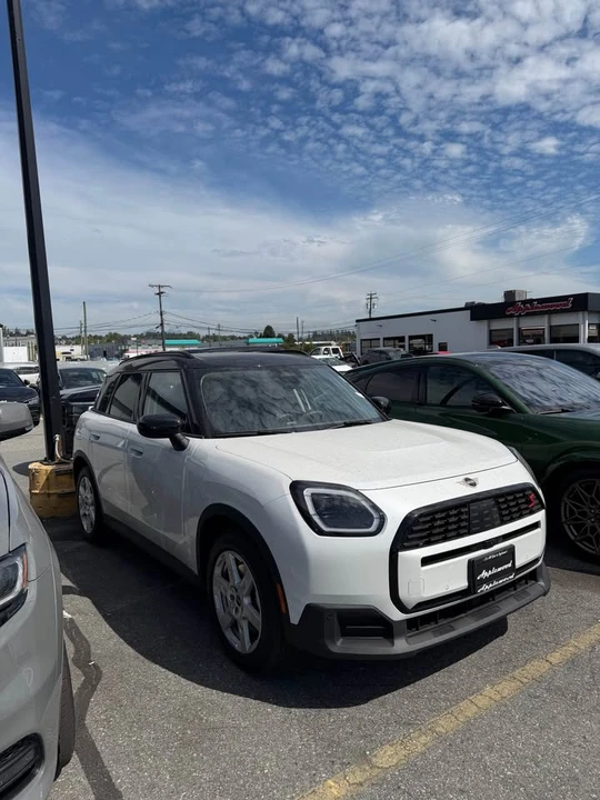 2026 Mini Countryman 3rd Gen - Image 2 of 7