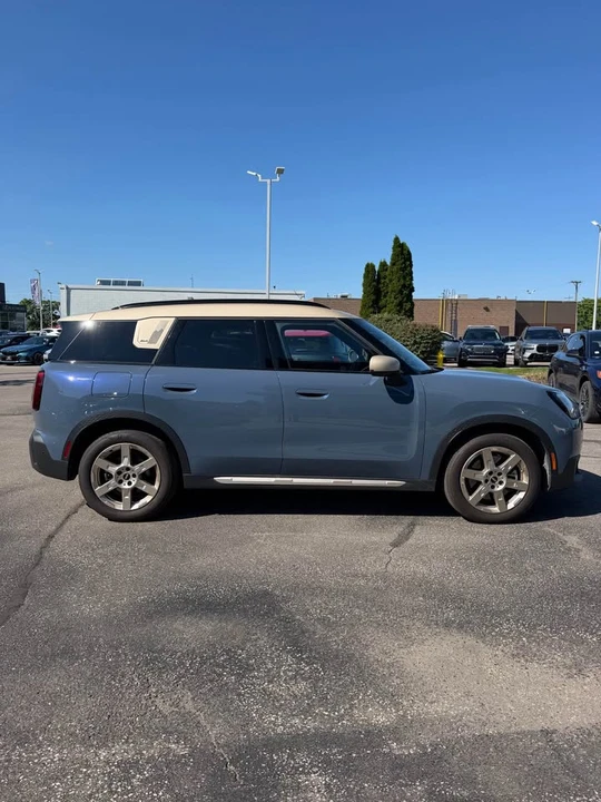 2026 Mini Countryman 3rd Gen - Image 5 of 14