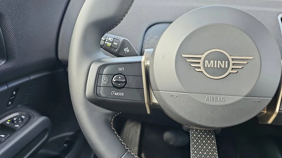 2026 Mini Countryman 3rd Gen - Image 18 of 20